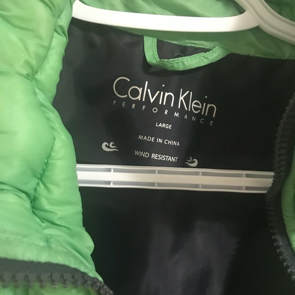 Calvin Klein Performance - Picture 2 of 3